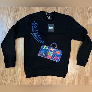 LOUIS VUITTON SIZE LARGE CREW NECK